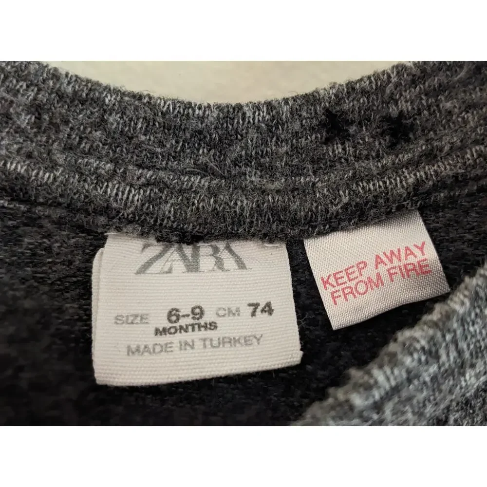 Zara Soft Feel Star Print Knit Sweatshirt Size 6/9m Anthracite Gray